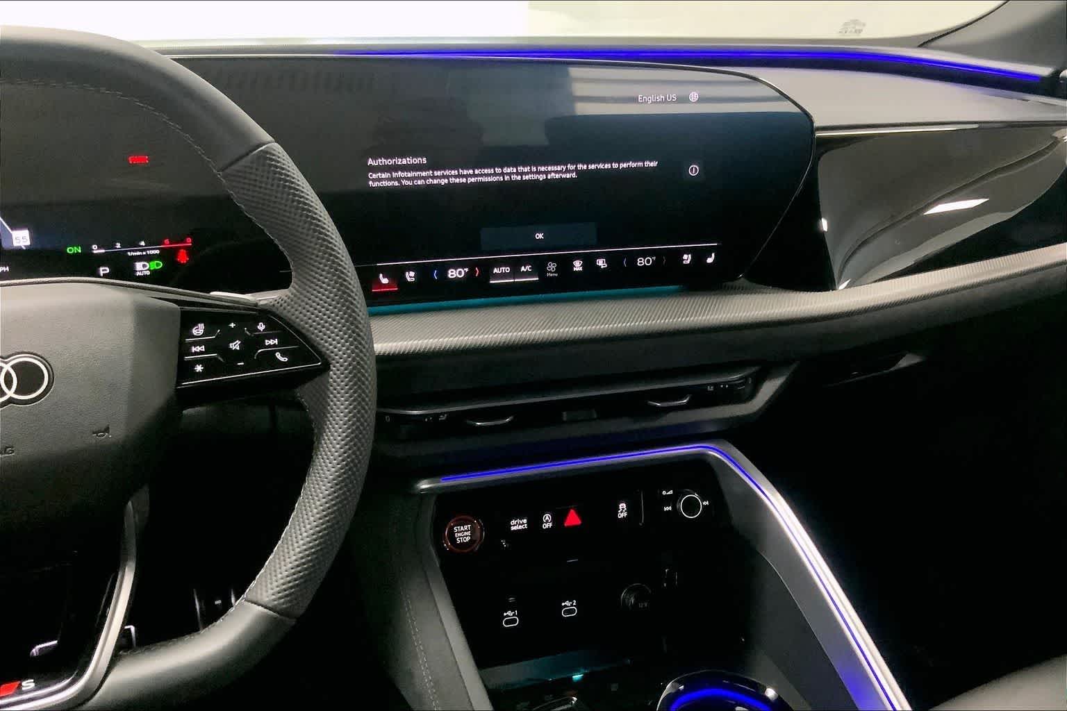 Thumbnail: 2025 Audi SQ5 - 15