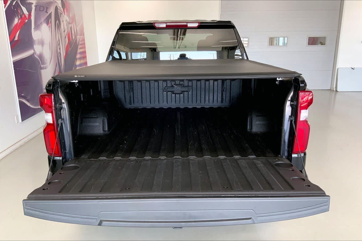 Thumbnail: 2022 Chevrolet Silverado 1500 - 18