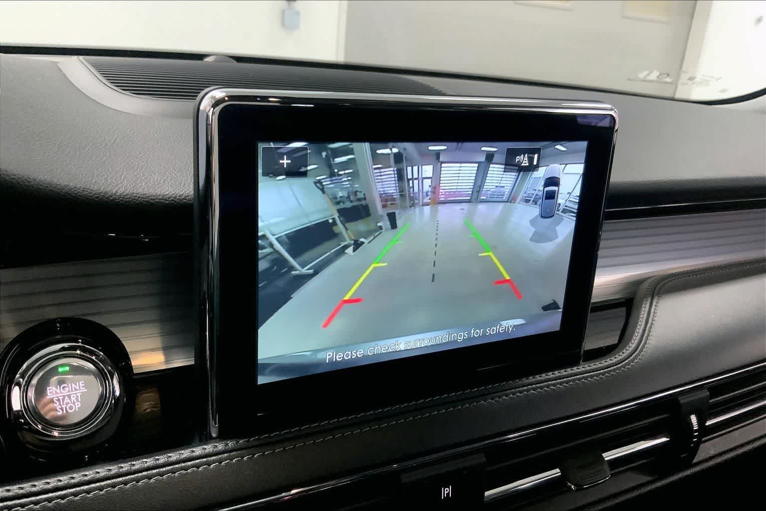 Thumbnail: 2021 Lincoln Corsair - 24