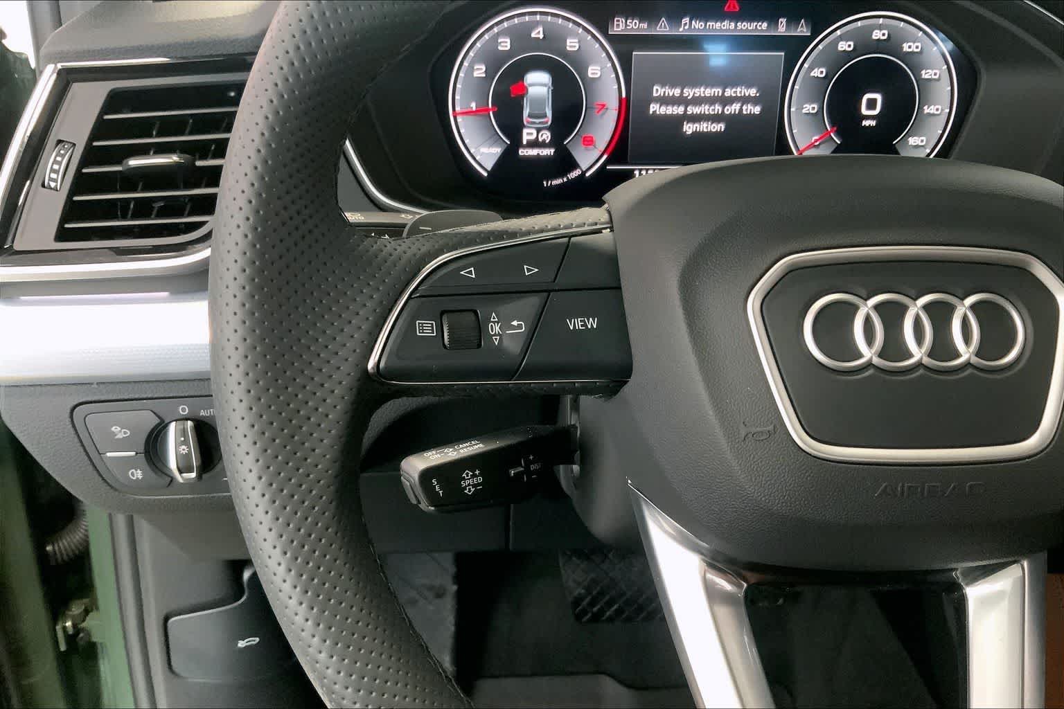 Thumbnail: 2025 Audi Q5 - 22