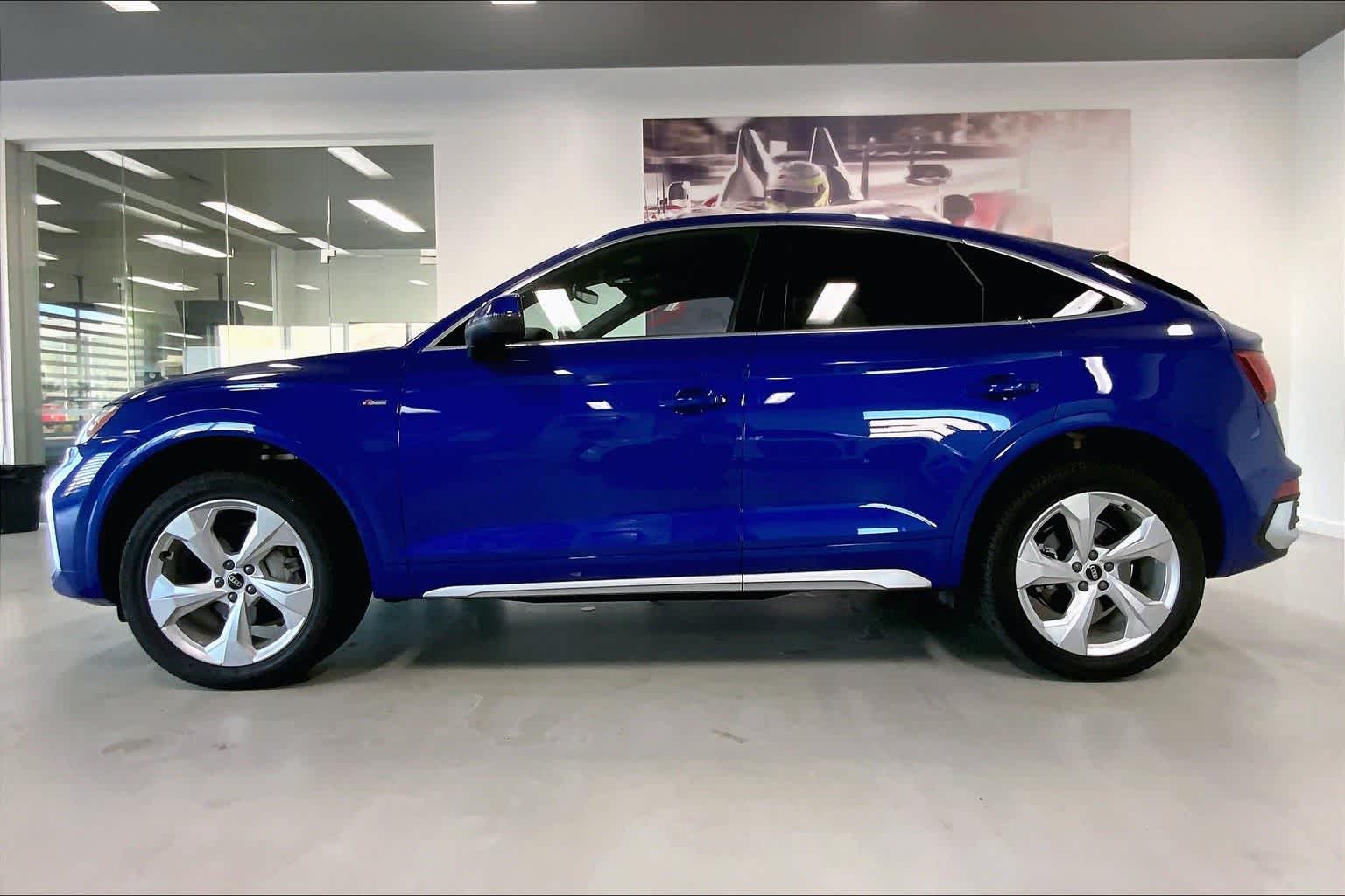 Thumbnail: 2024 Audi Q5 - 3