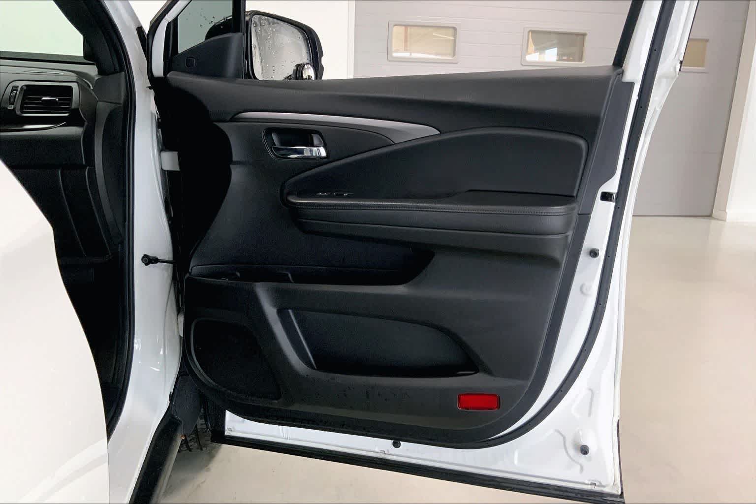 Thumbnail: 2021 Honda Passport - 26