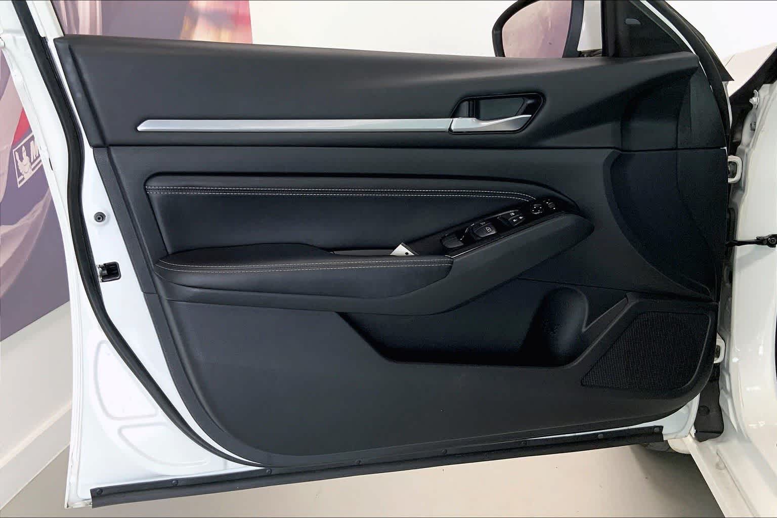 Thumbnail: 2022 Nissan Altima - 25