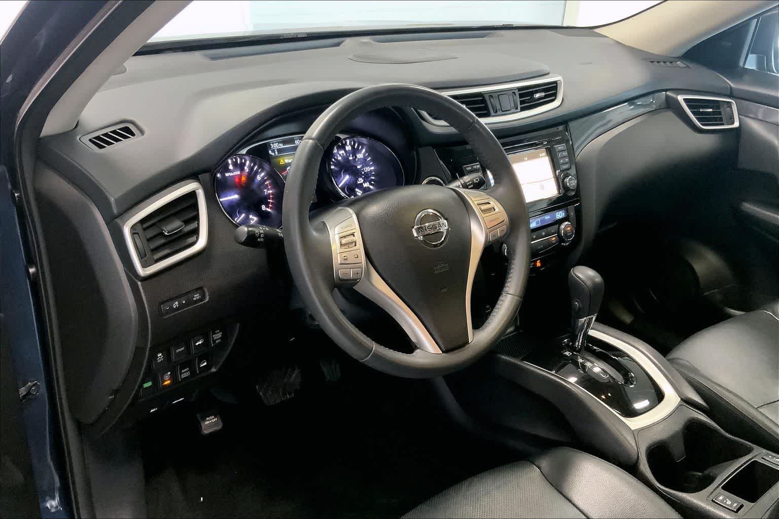 Thumbnail: 2016 Nissan Rogue - 2