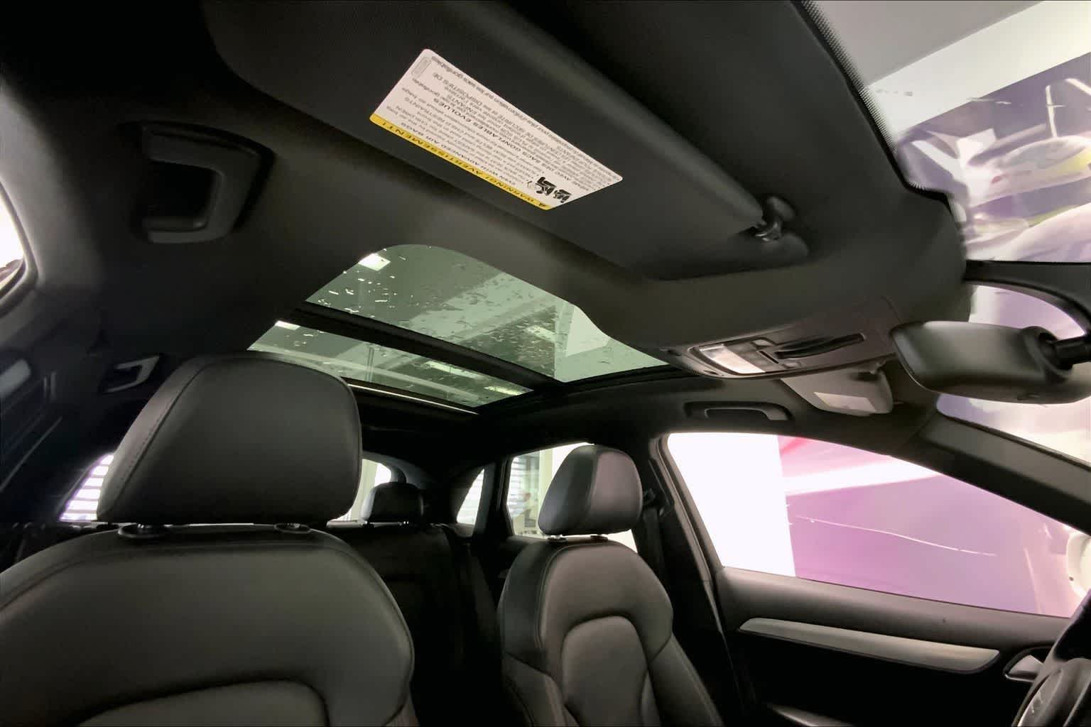 Thumbnail: 2018 Audi Q3 - 26