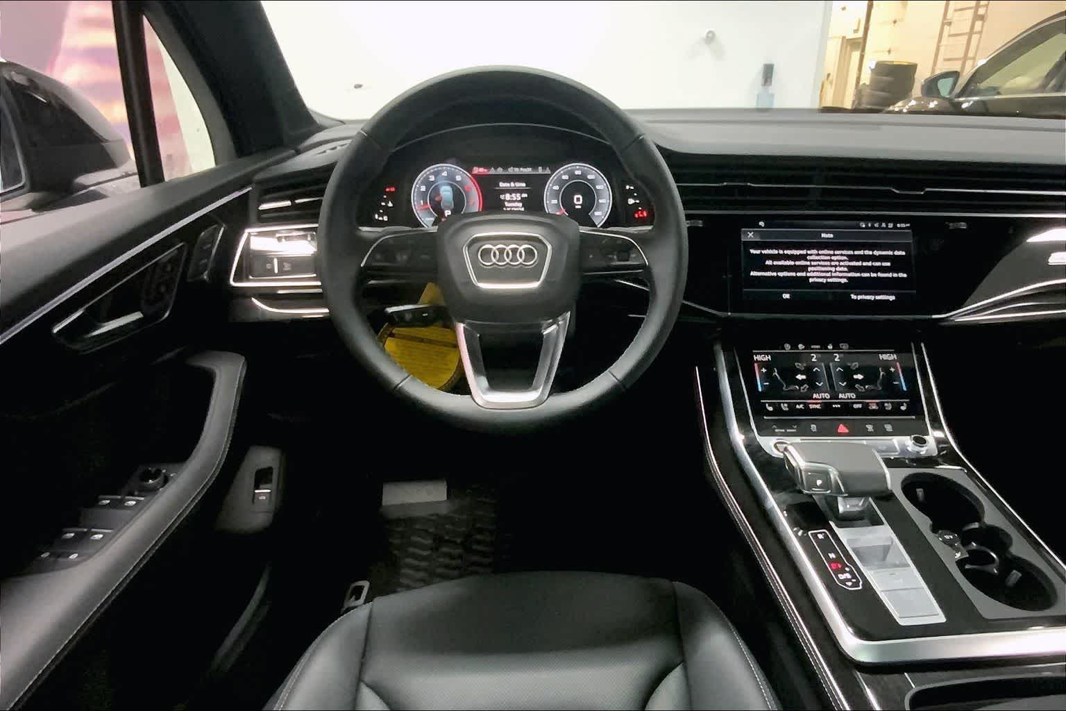 Thumbnail: 2026 Audi Q7 - 14