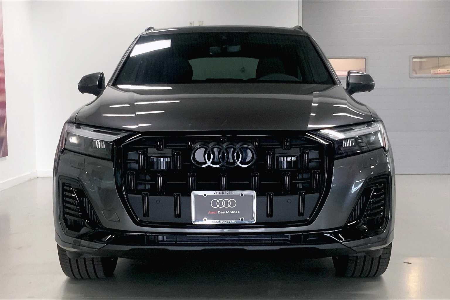 Thumbnail: 2026 Audi Q7 - 6