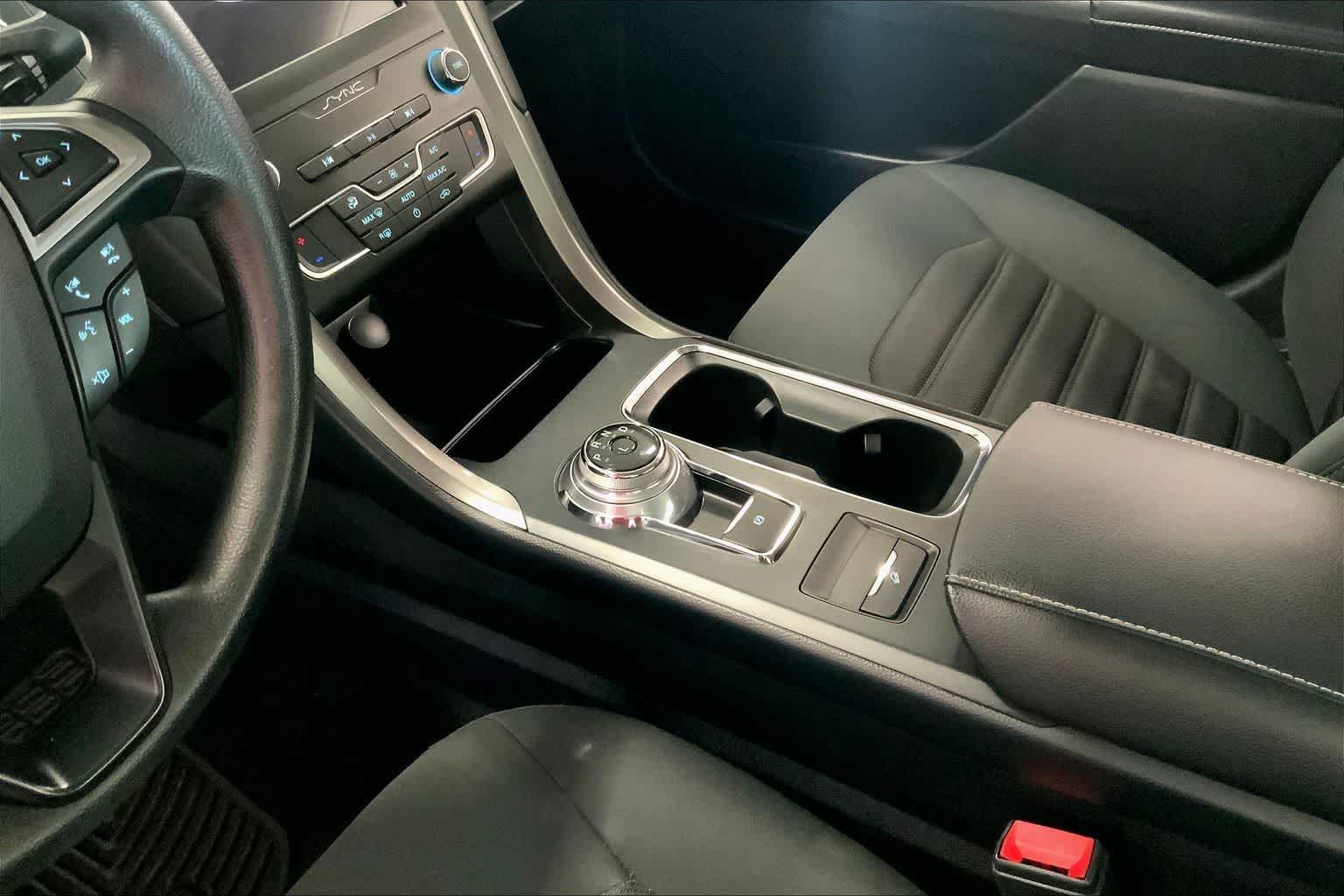 Thumbnail: 2019 Ford Fusion - 15