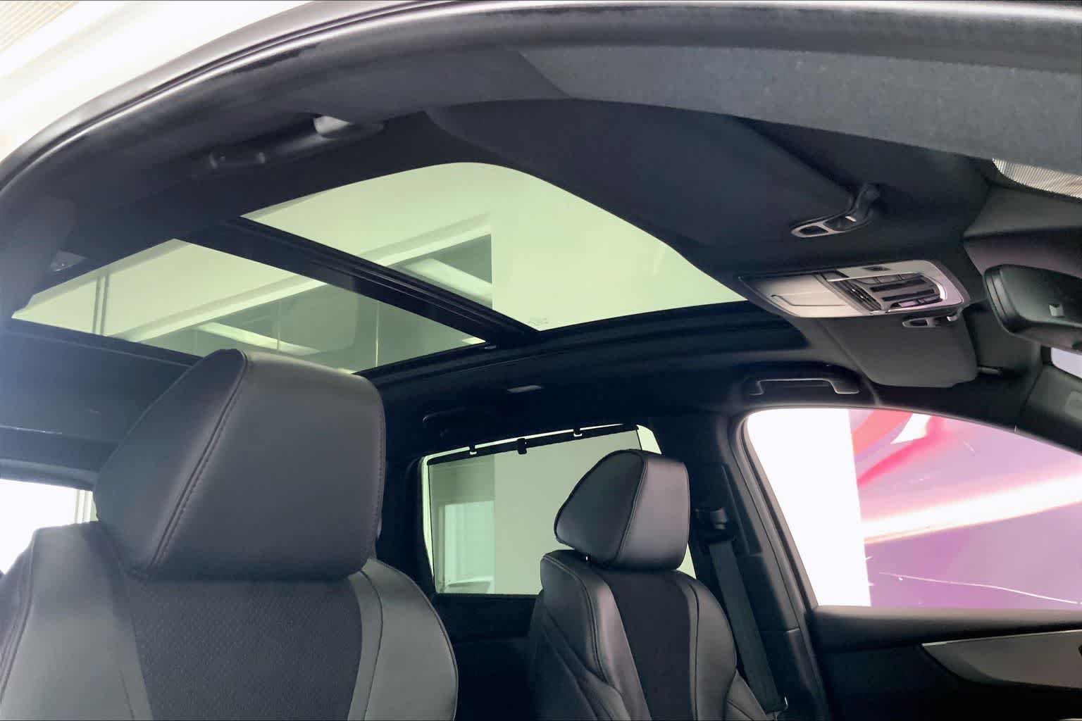 Thumbnail: 2022 Acura MDX - 24