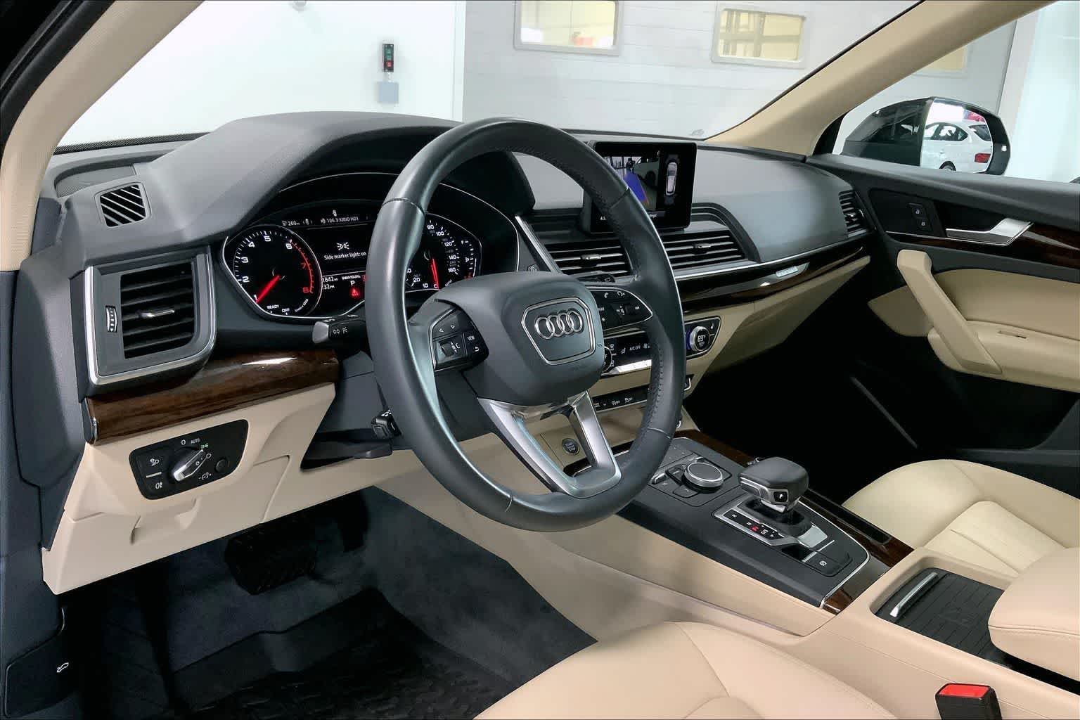 Thumbnail: 2020 Audi Q5 - 2