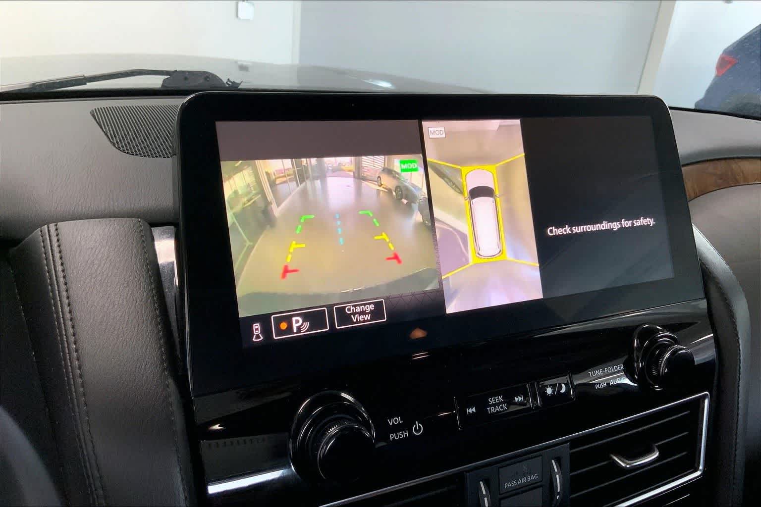 Thumbnail: 2022 Nissan Armada - 23