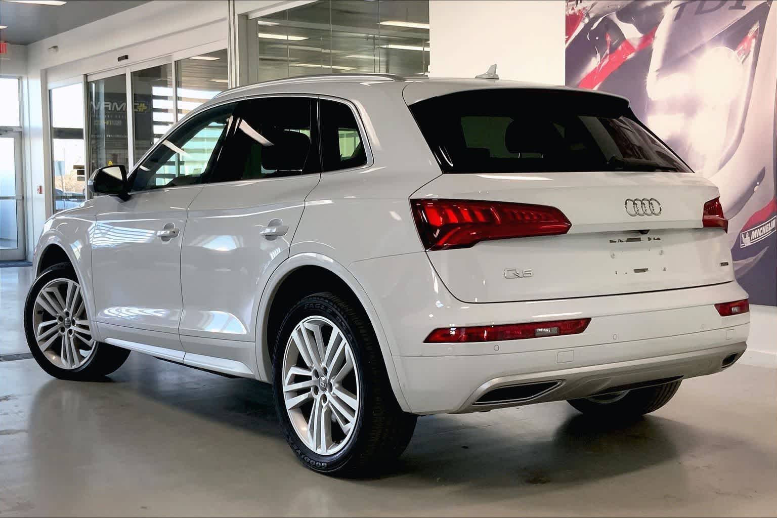 Thumbnail: 2020 Audi Q5 - 4