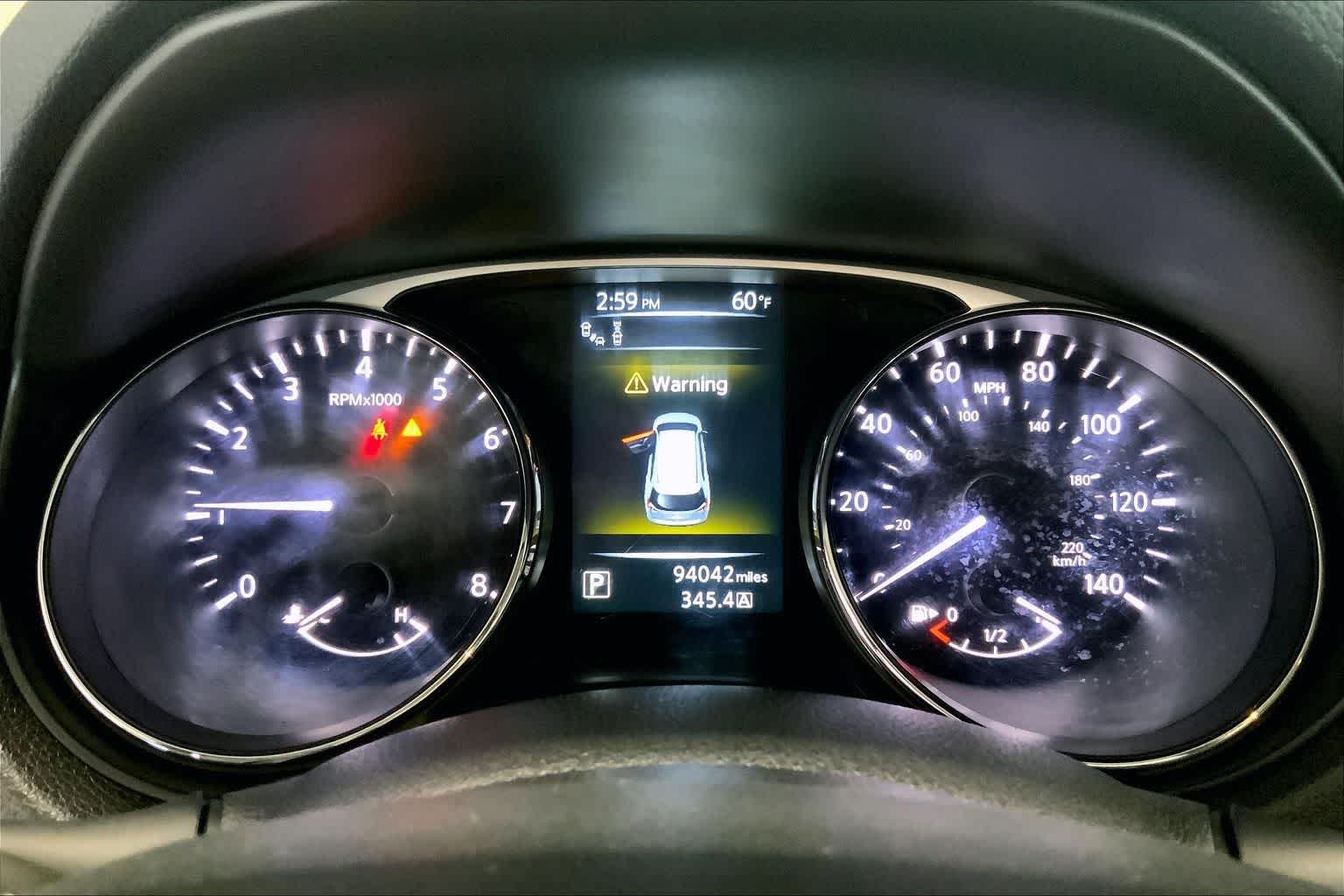 Thumbnail: 2016 Nissan Rogue - 16