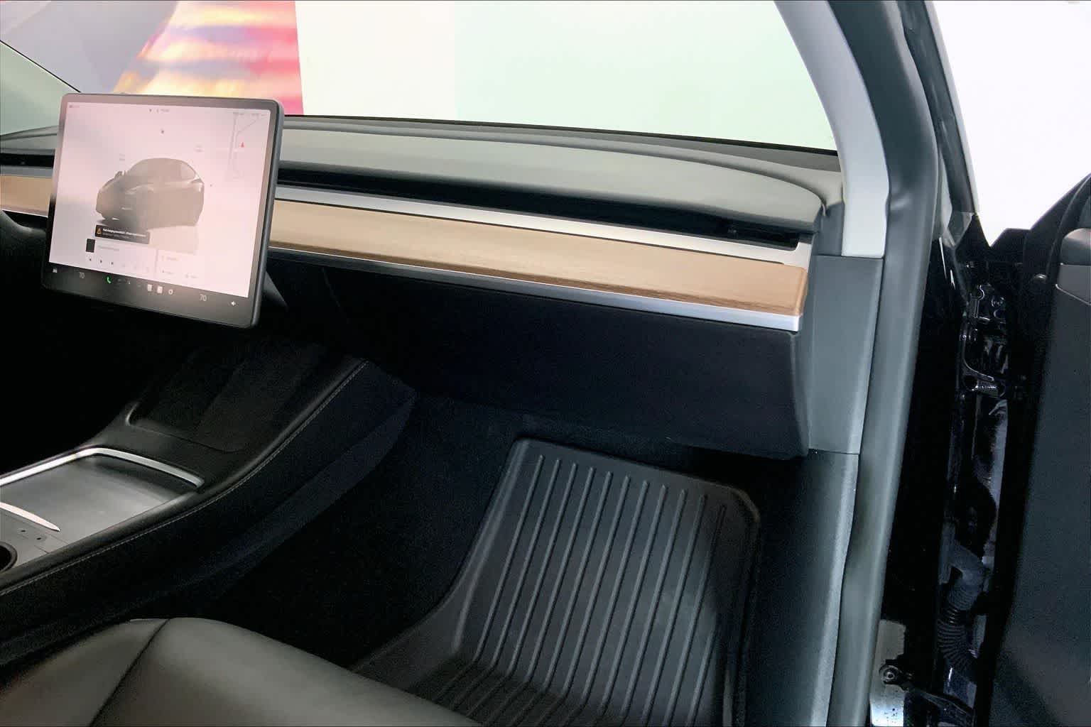 Thumbnail: 2024 Tesla Model Y - 21