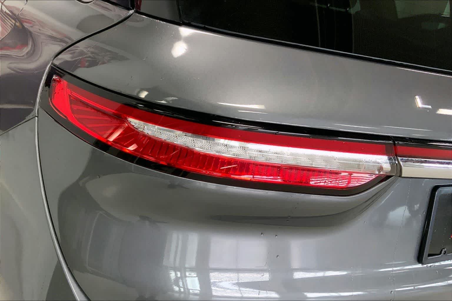 Thumbnail: 2022 Lincoln Corsair - 29