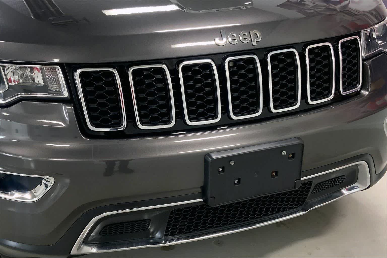 Thumbnail: 2019 Jeep Grand Cherokee - 30