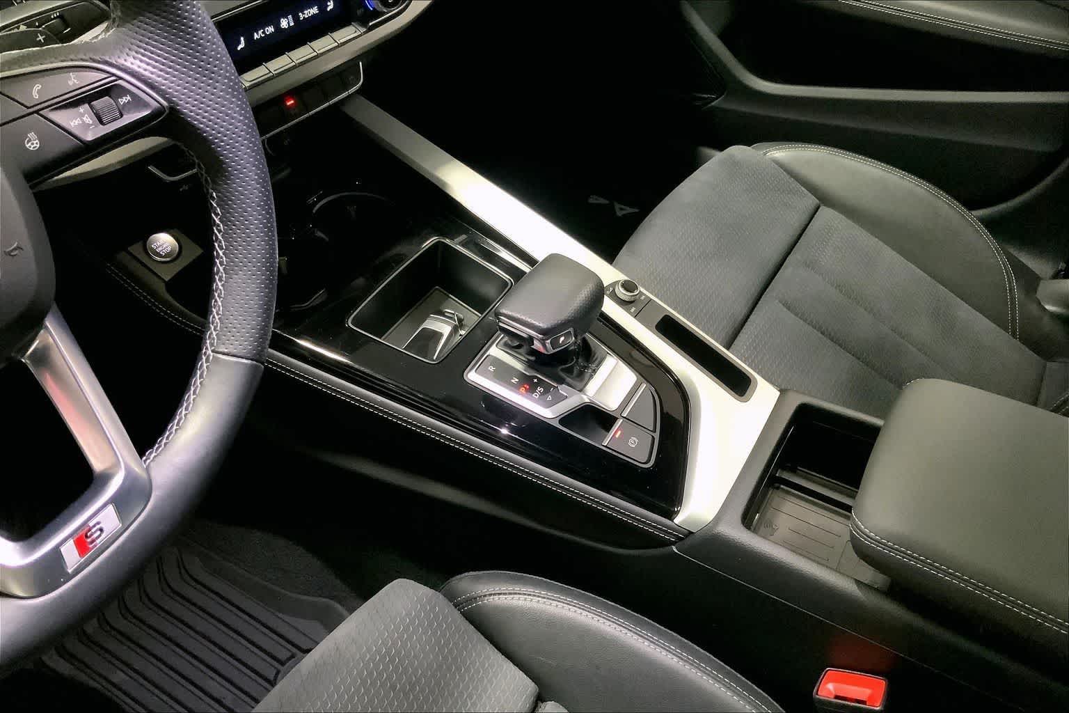 Thumbnail: 2022 Audi A4 - 14