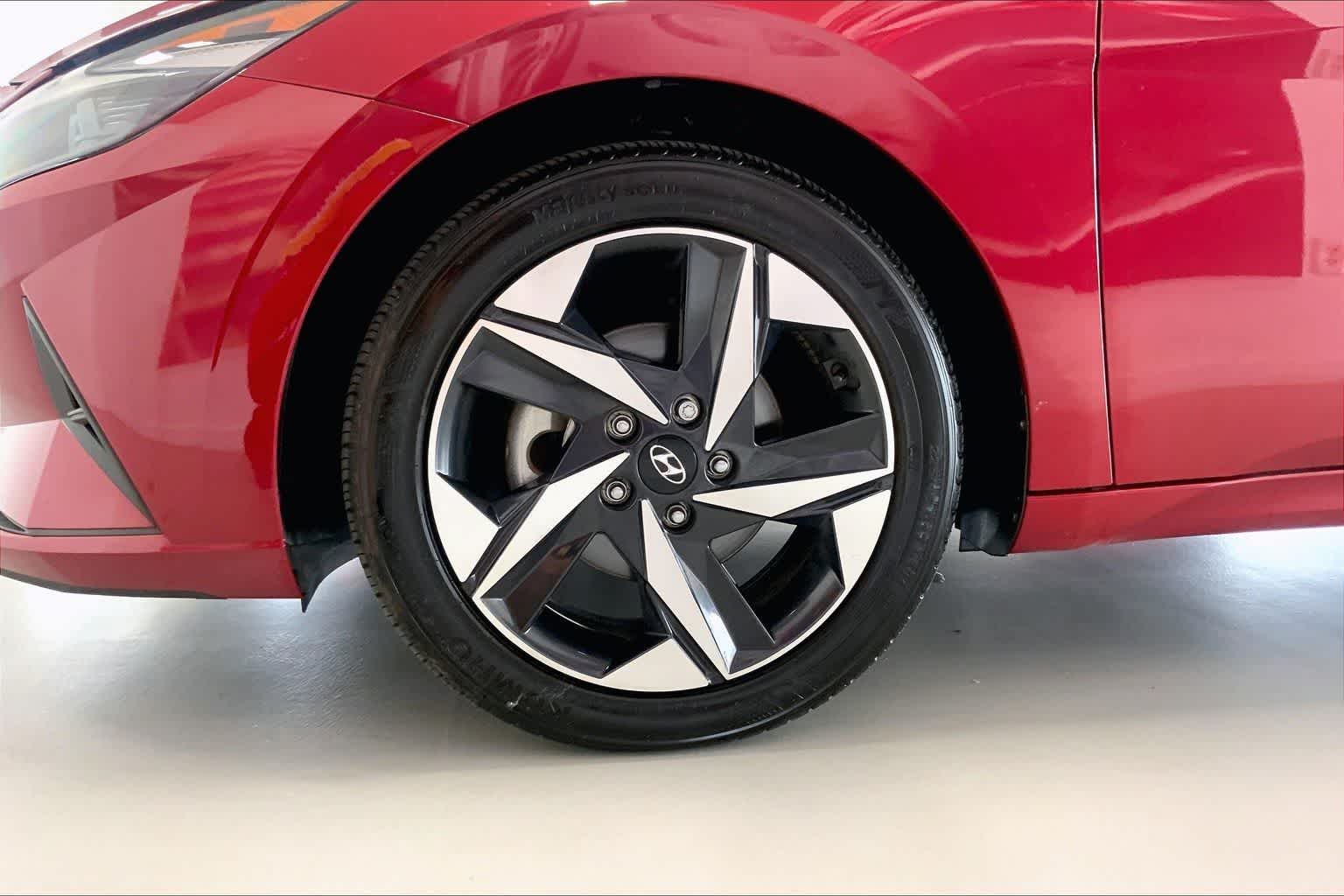 Thumbnail: 2023 Hyundai Elantra - 7