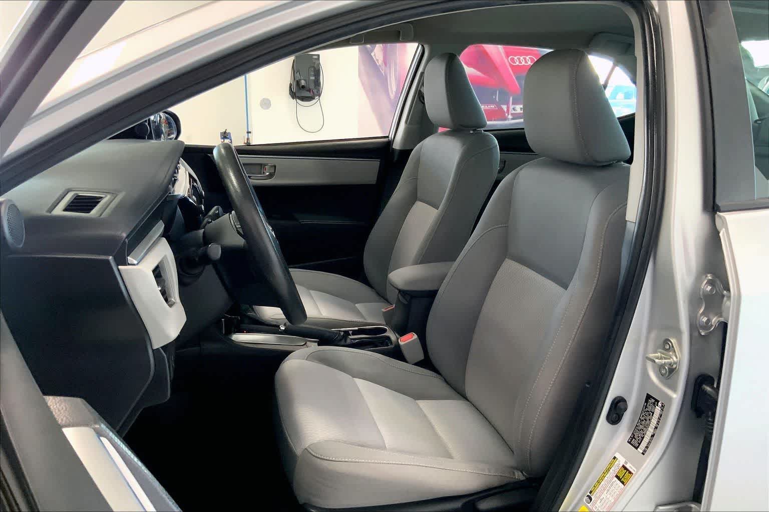 Thumbnail: 2015 Toyota Corolla - 10