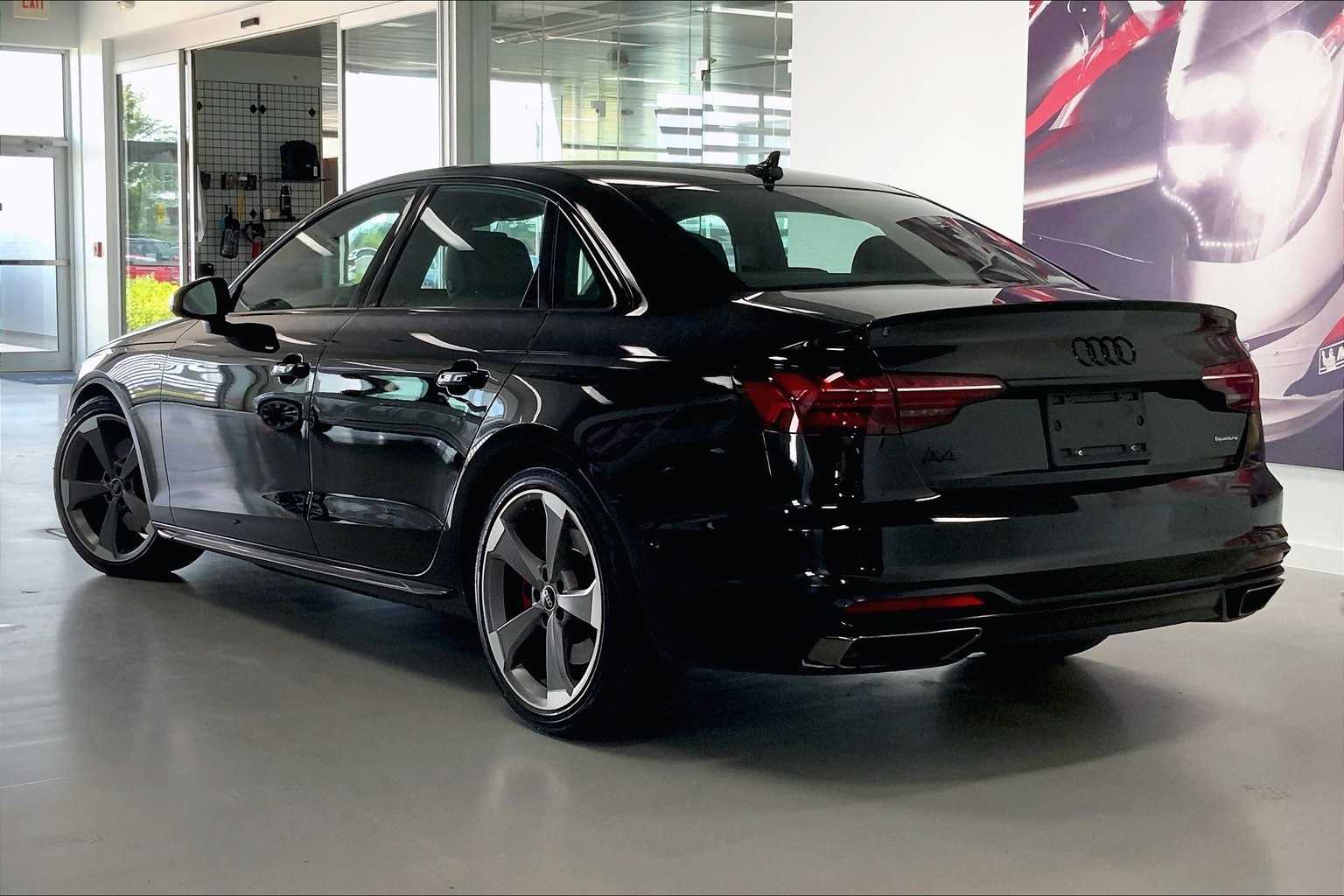 2023 Audi A4 45 S line Premium photo 4