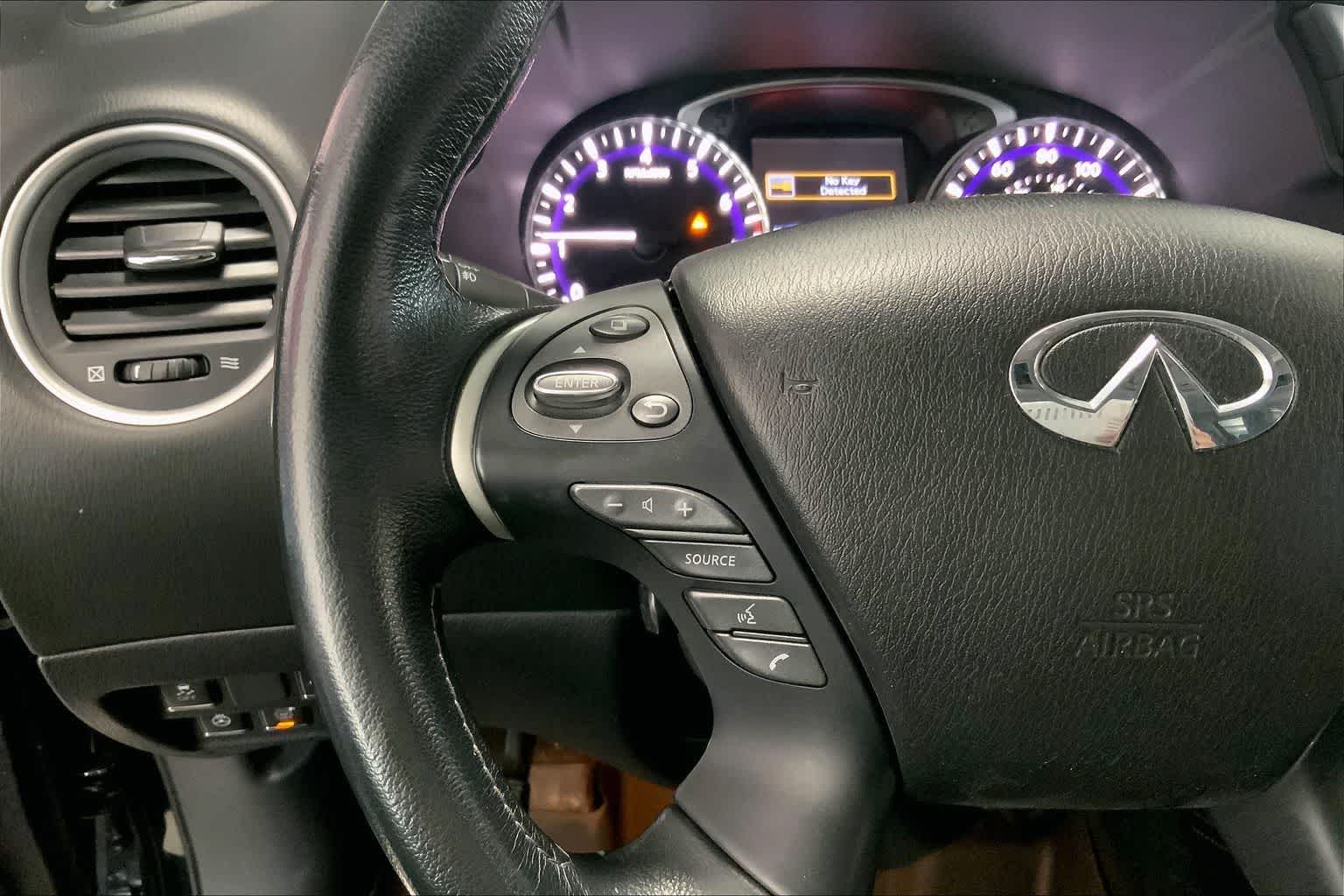 Thumbnail: 2017 INFINITI QX60 - 21