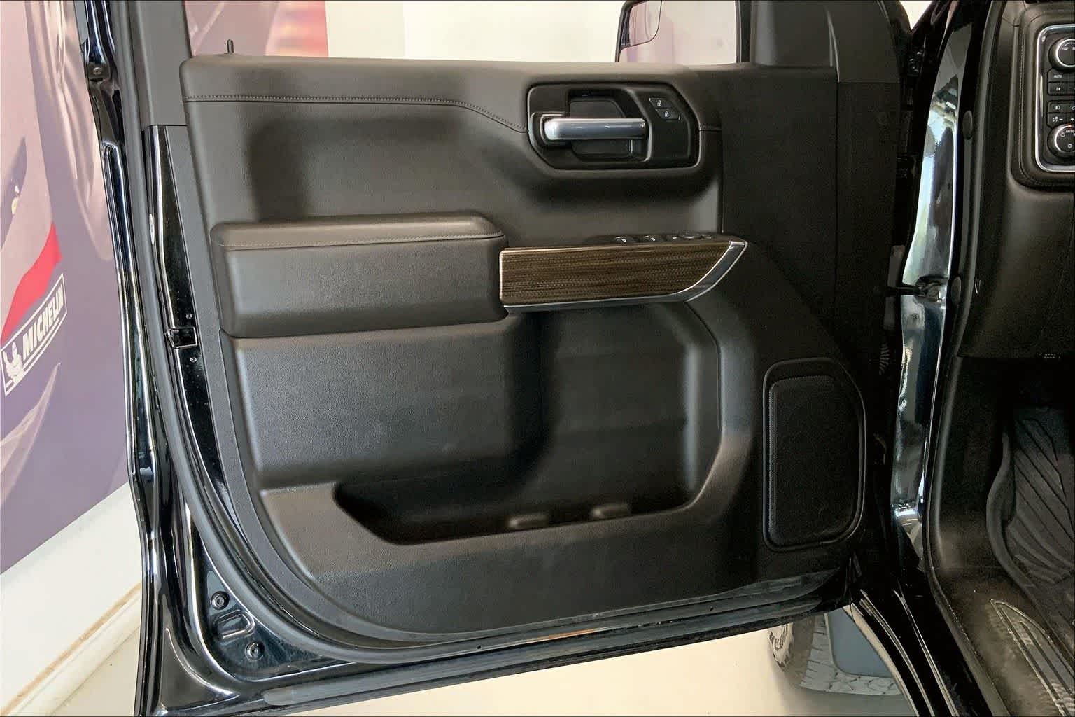 Thumbnail: 2022 Chevrolet Silverado 1500 - 26