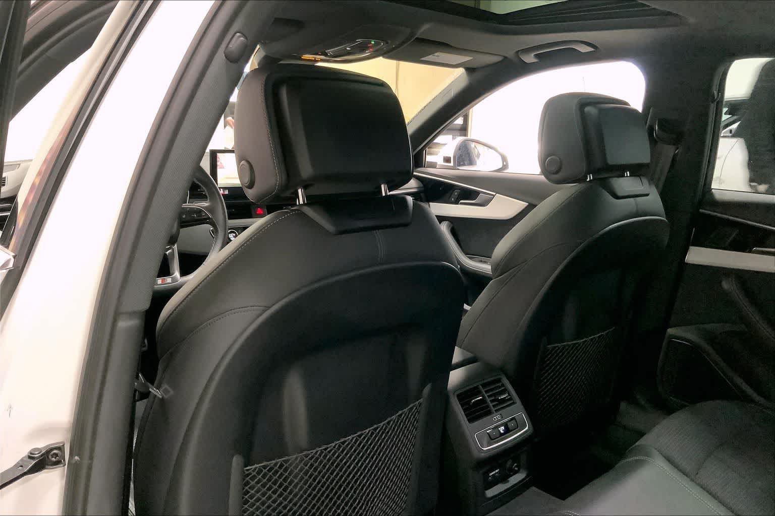 Thumbnail: 2022 Audi A4 - 10