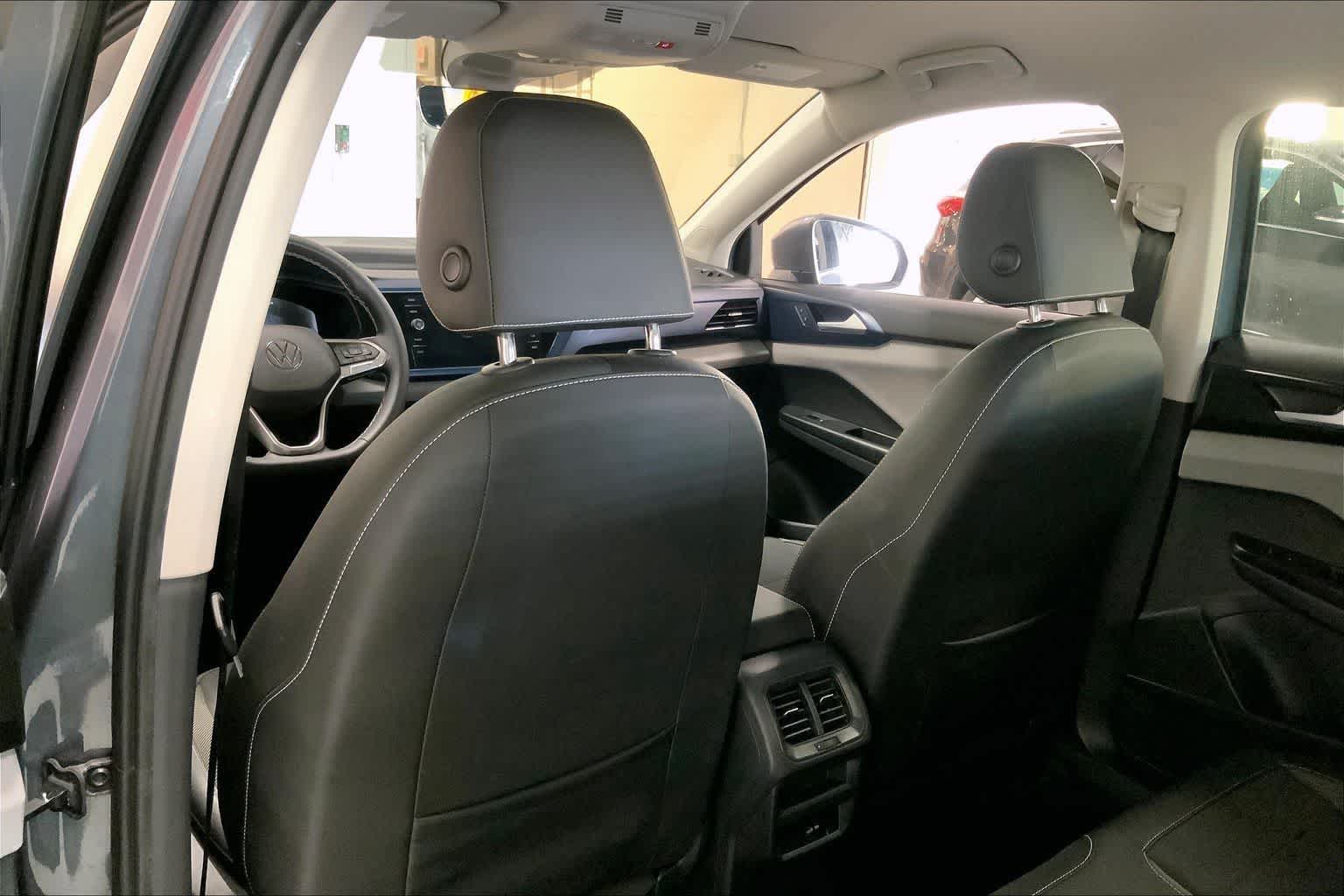 Thumbnail: 2023 Volkswagen Taos - 12