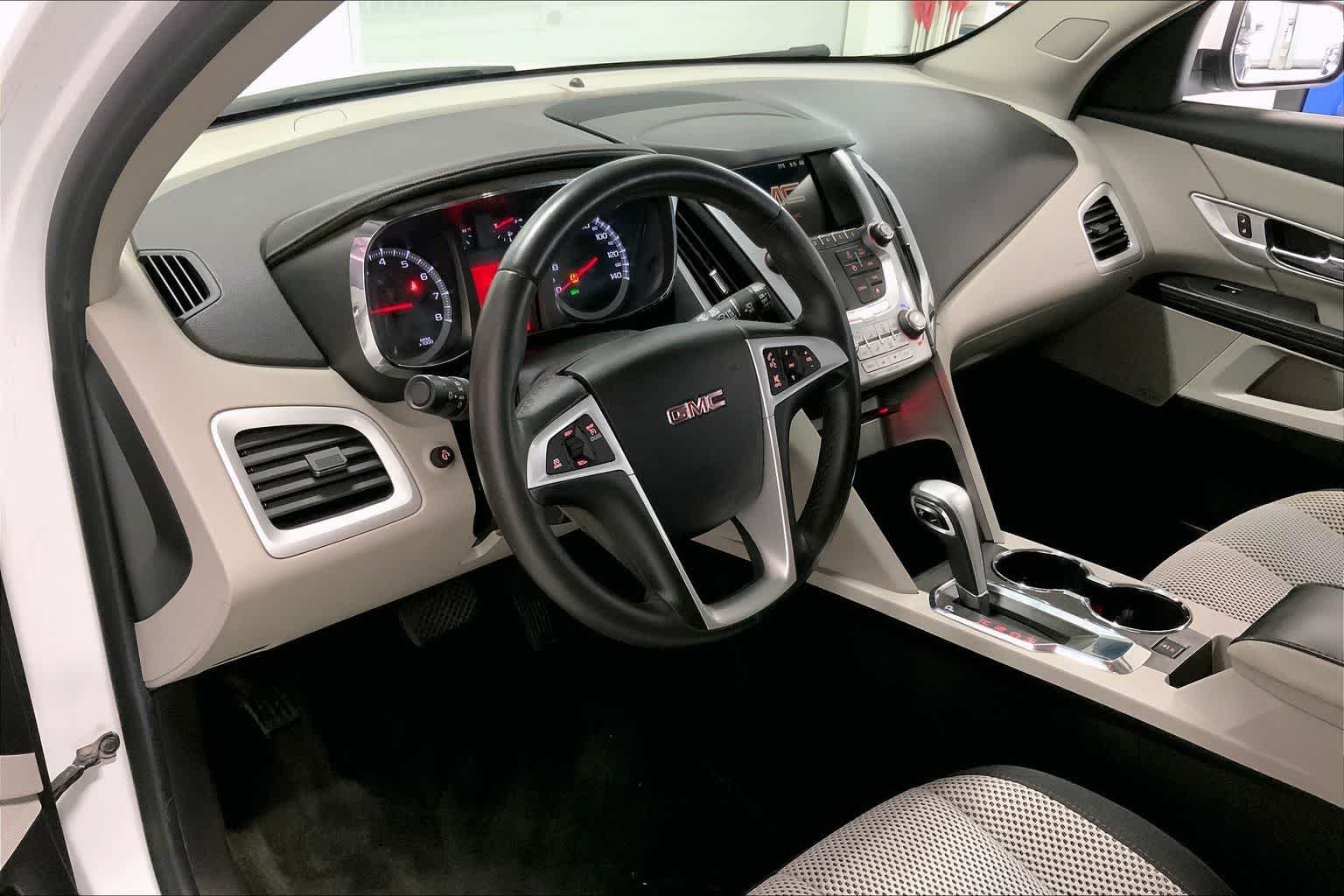 Thumbnail: 2015 GMC Terrain - 2