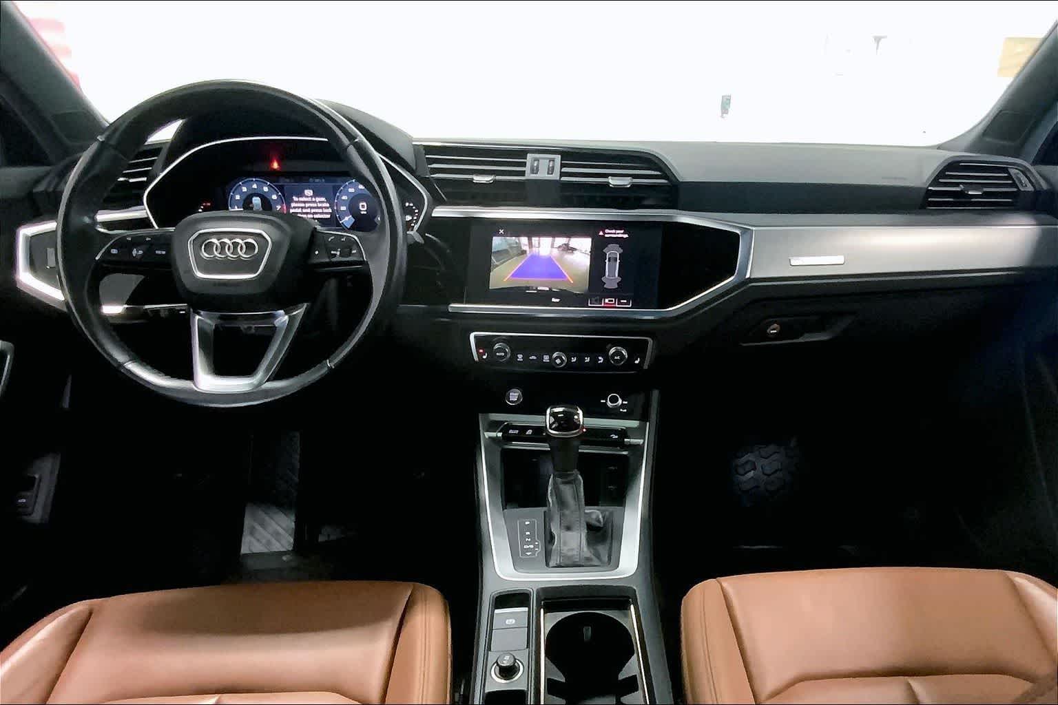 Thumbnail: 2020 Audi Q3 - 8