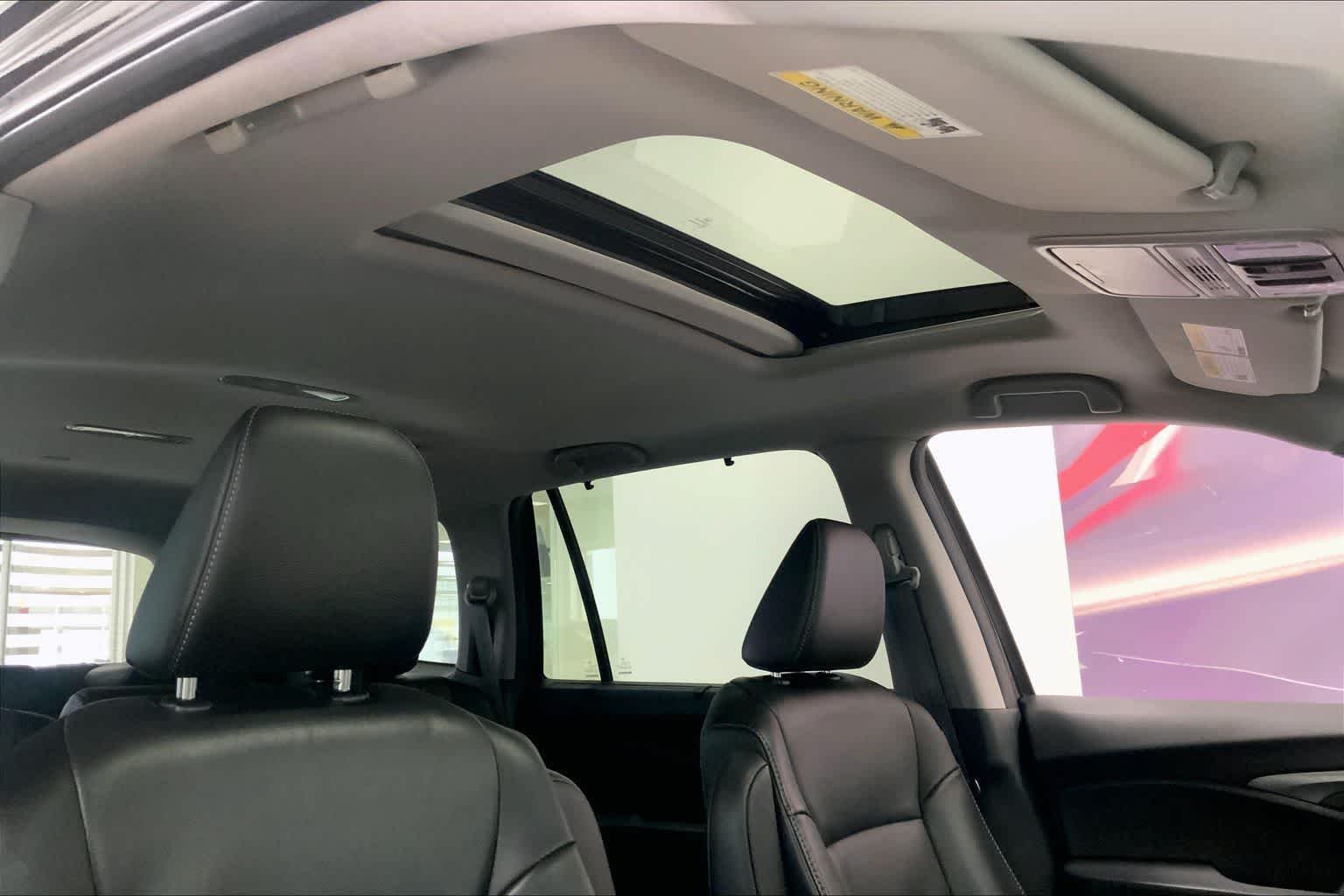 Thumbnail: 2022 Honda Pilot - 28