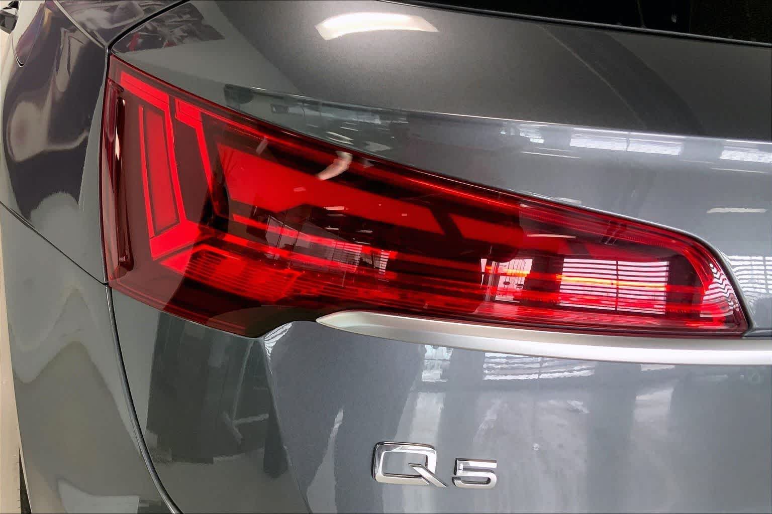 Thumbnail: 2025 Audi Q5 - 30