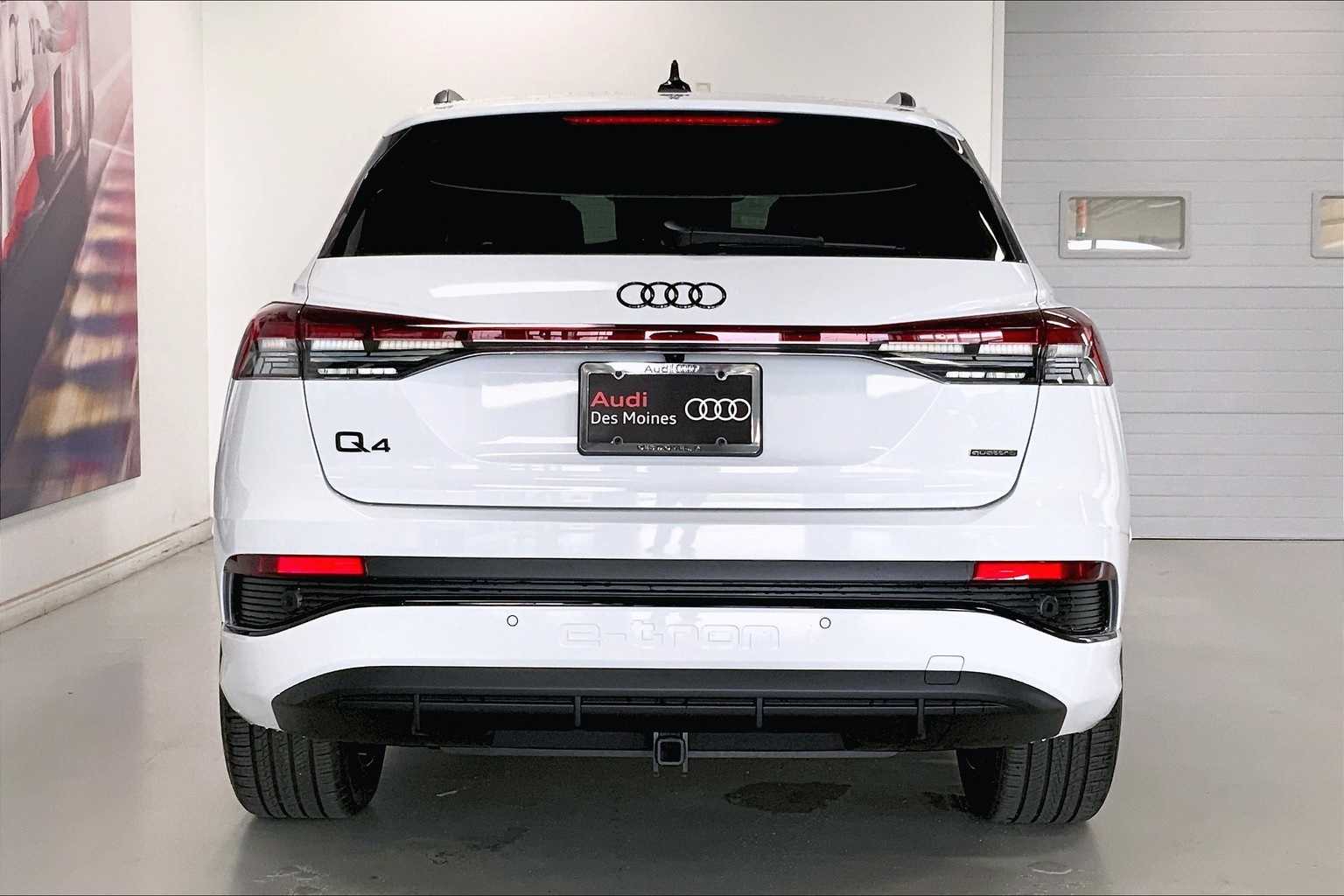 2025 Audi Q4 e-tron Premium Plus 5