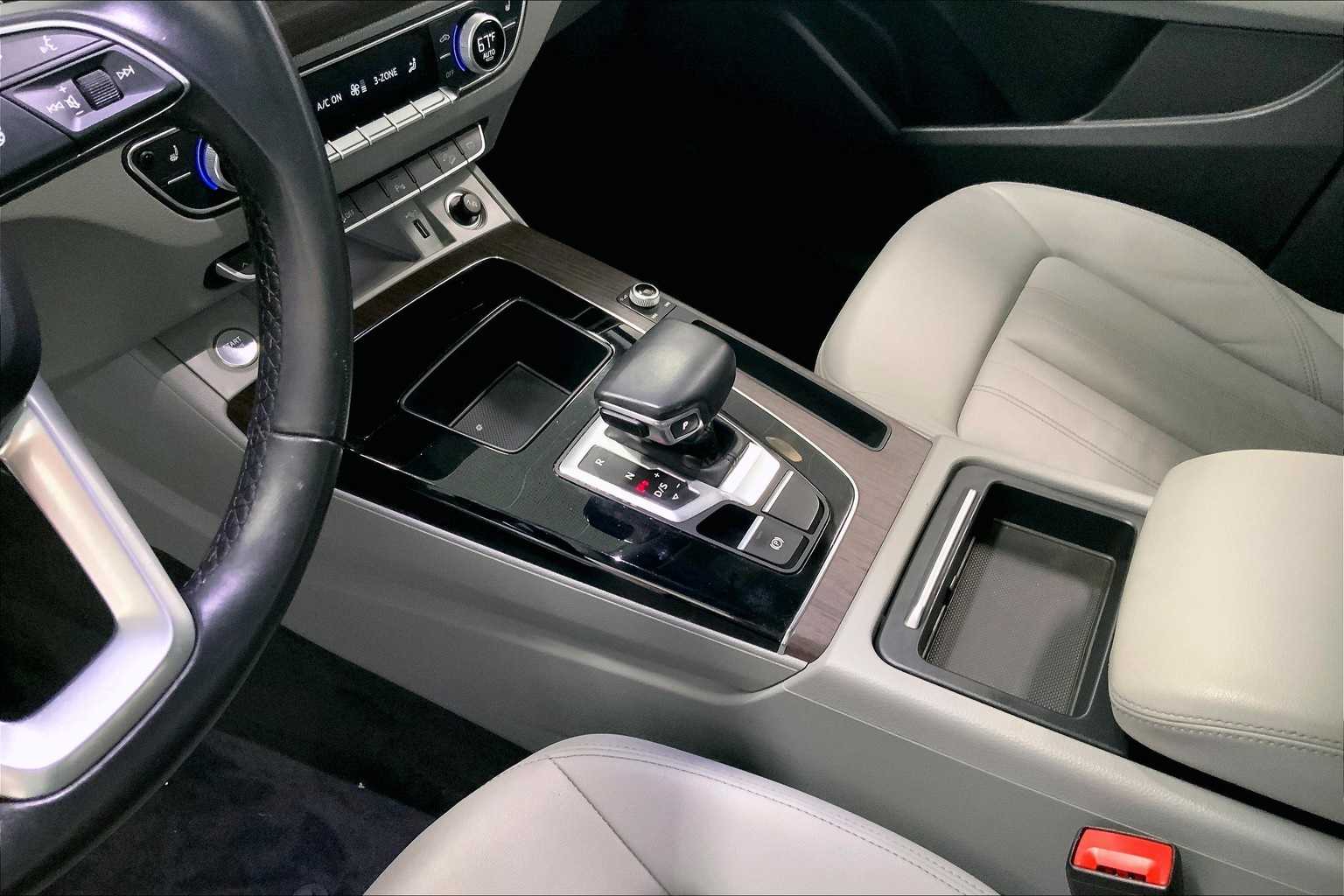 Thumbnail: 2022 Audi Q5 - 14