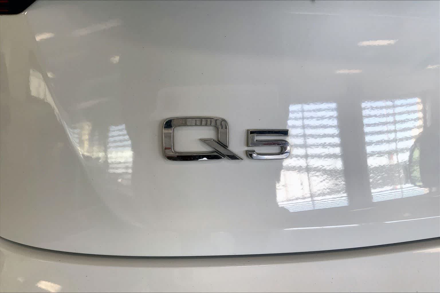 Thumbnail: 2023 Audi Q5 - 7