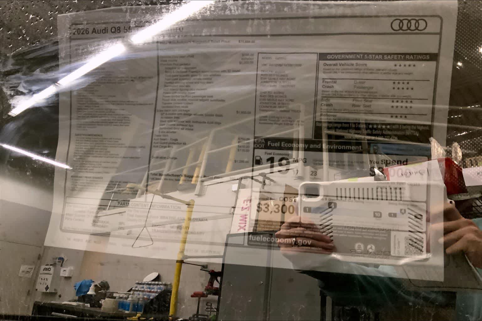 Thumbnail: 2026 Audi Q8 - 22