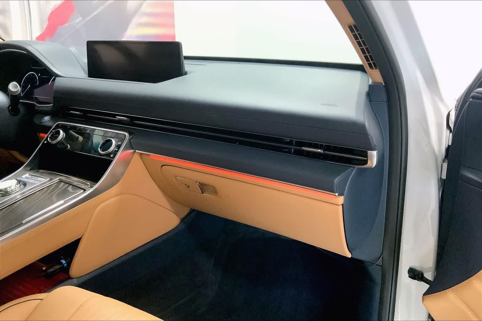 Thumbnail: 2023 Genesis GV80 - 20