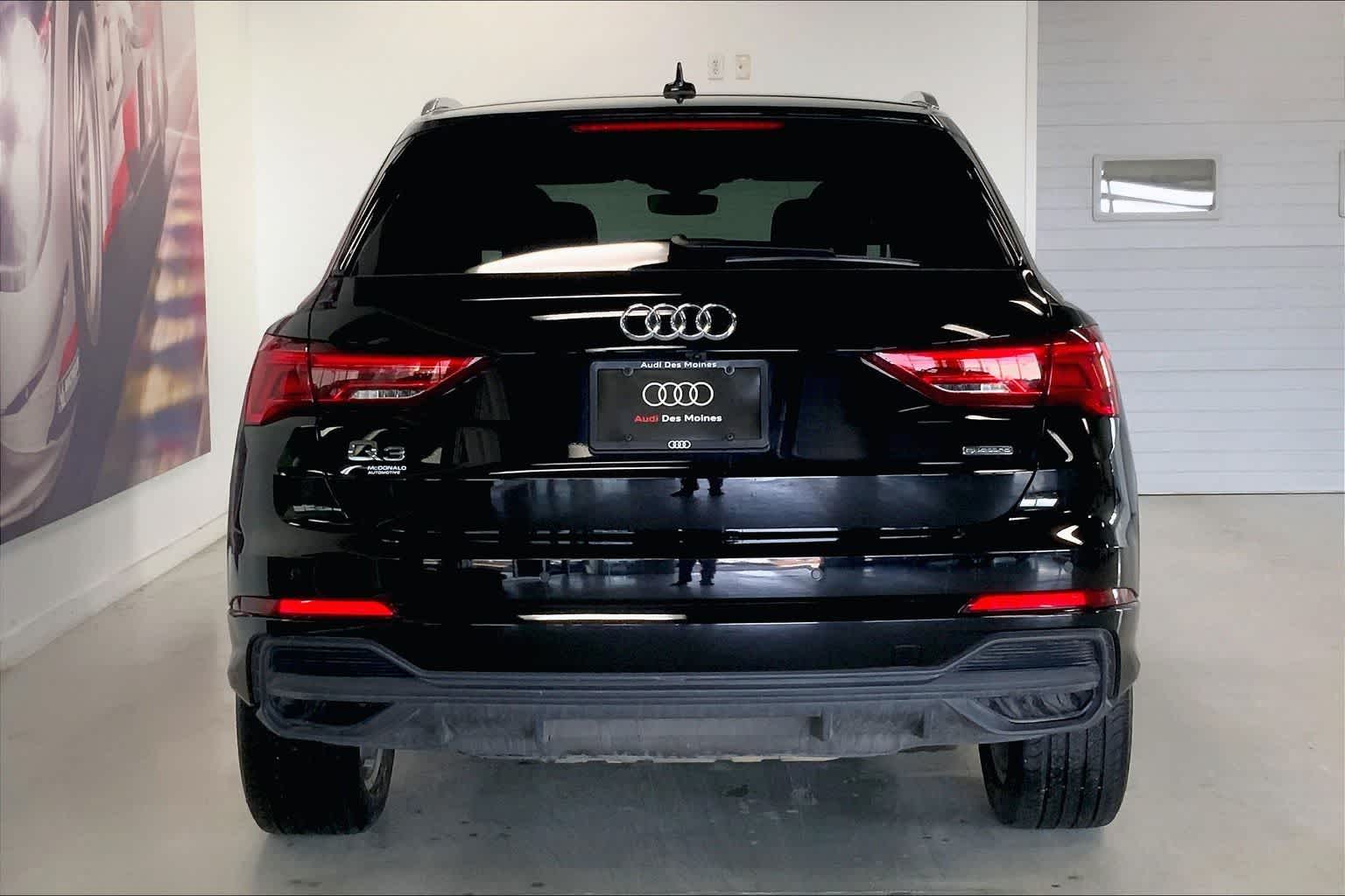 Thumbnail: 2023 Audi Q3 - 5