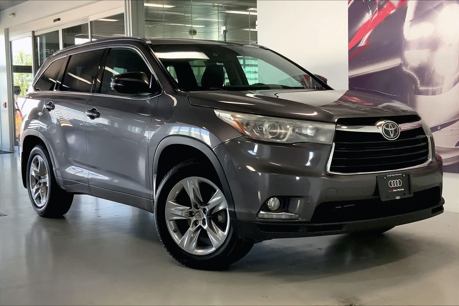 Thumbnail: 2015 Toyota Highlander - 20