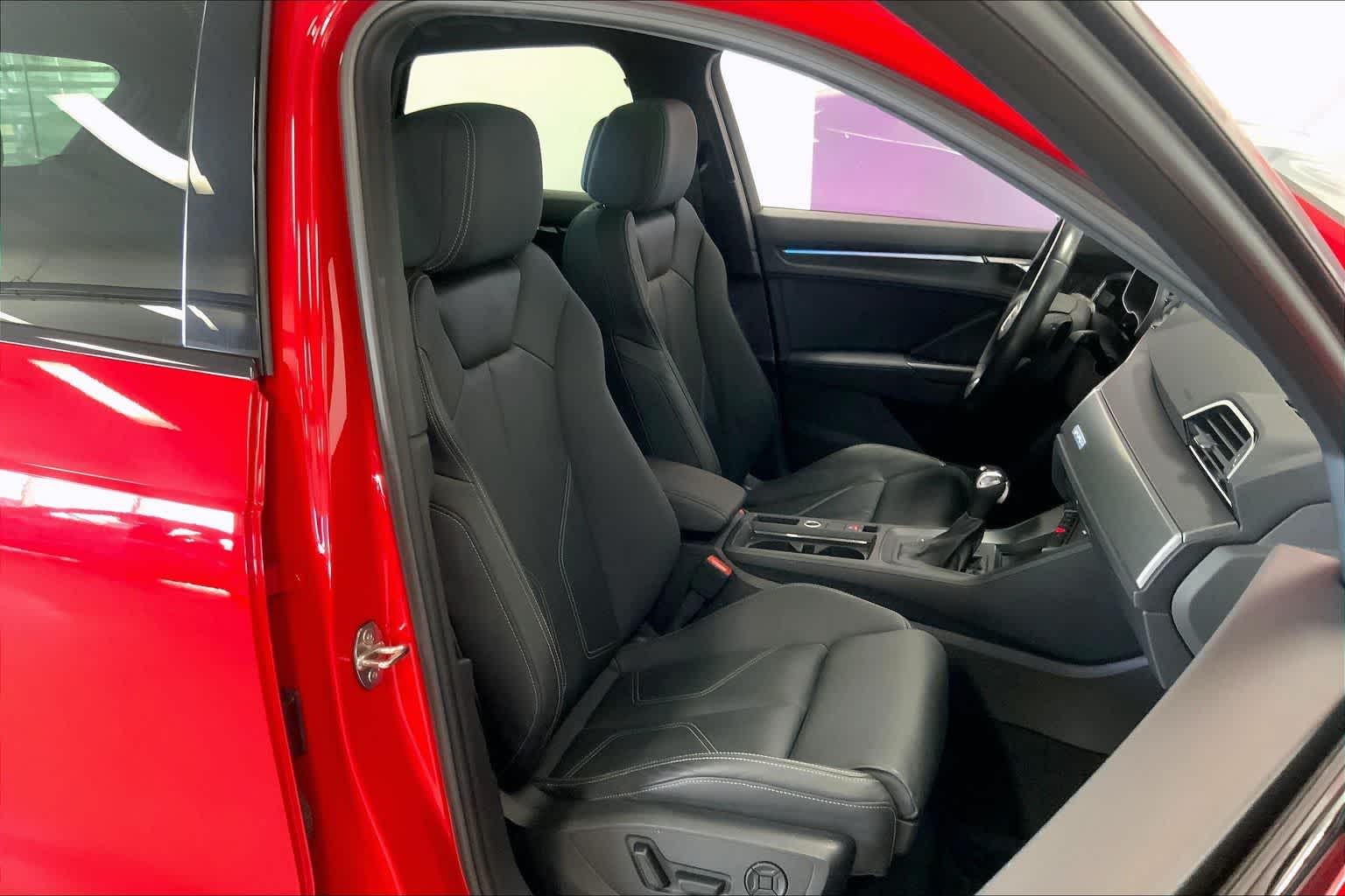 Thumbnail: 2023 Audi Q3 - 11