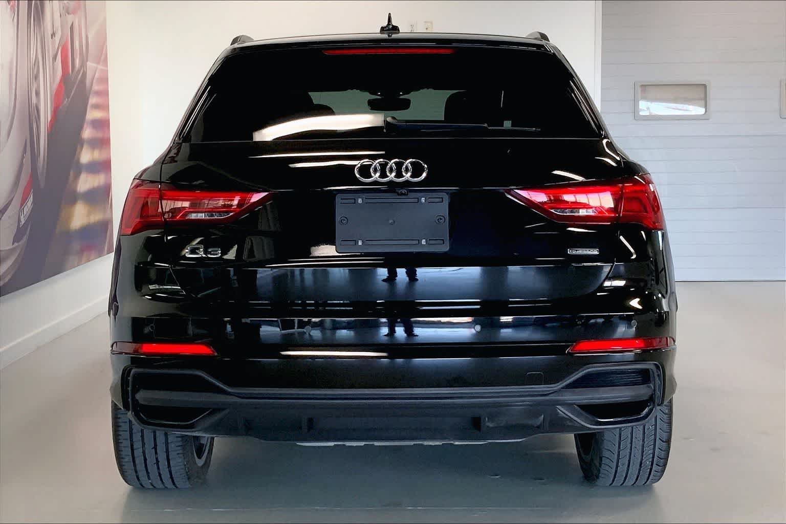 Thumbnail: 2023 Audi Q3 - 5