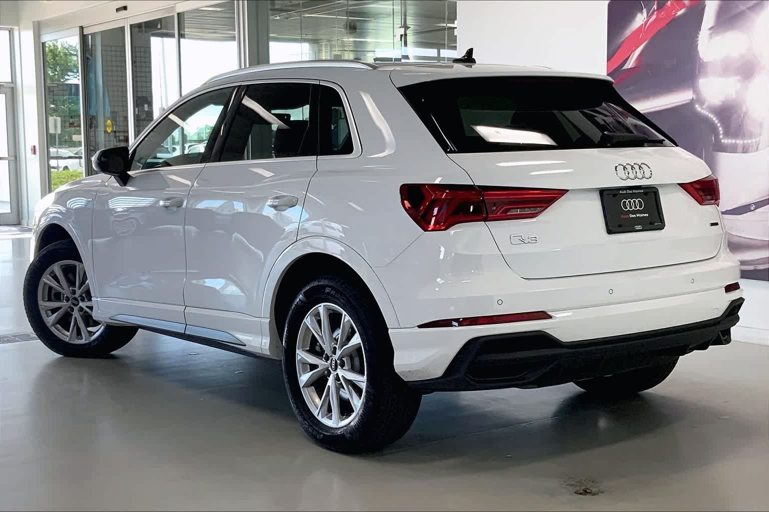 Thumbnail: 2025 Audi Q3 - 4