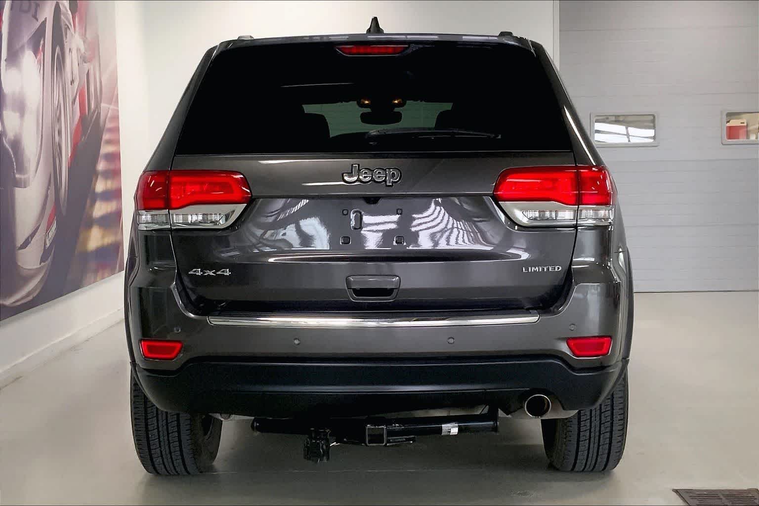 Thumbnail: 2019 Jeep Grand Cherokee - 5