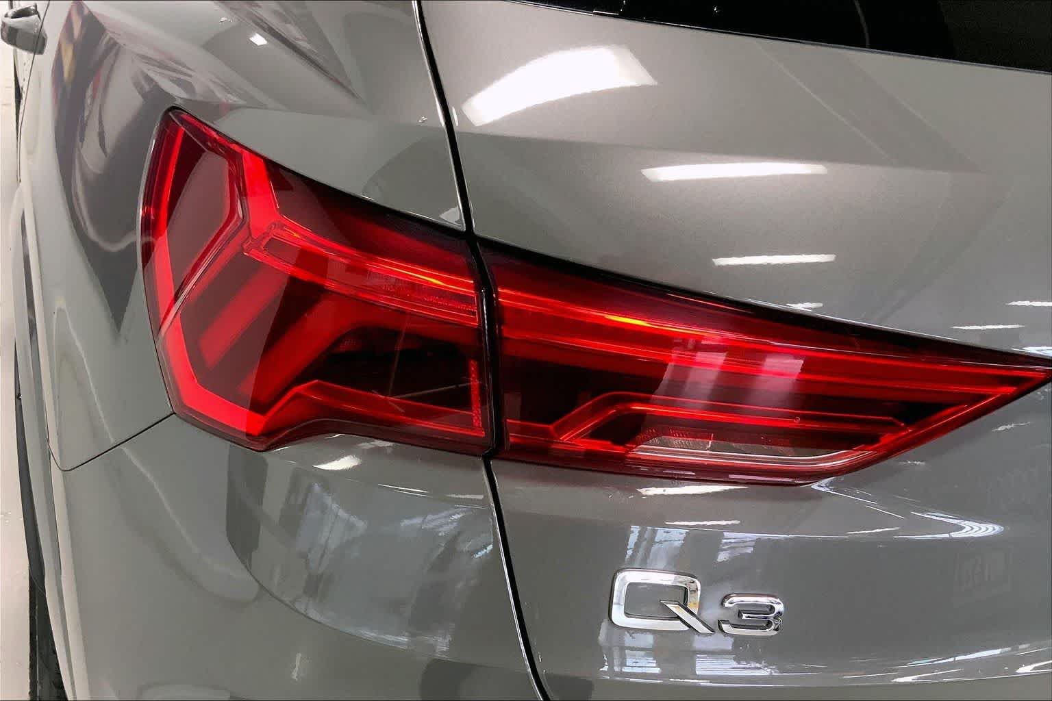 Thumbnail: 2022 Audi Q3 - 28