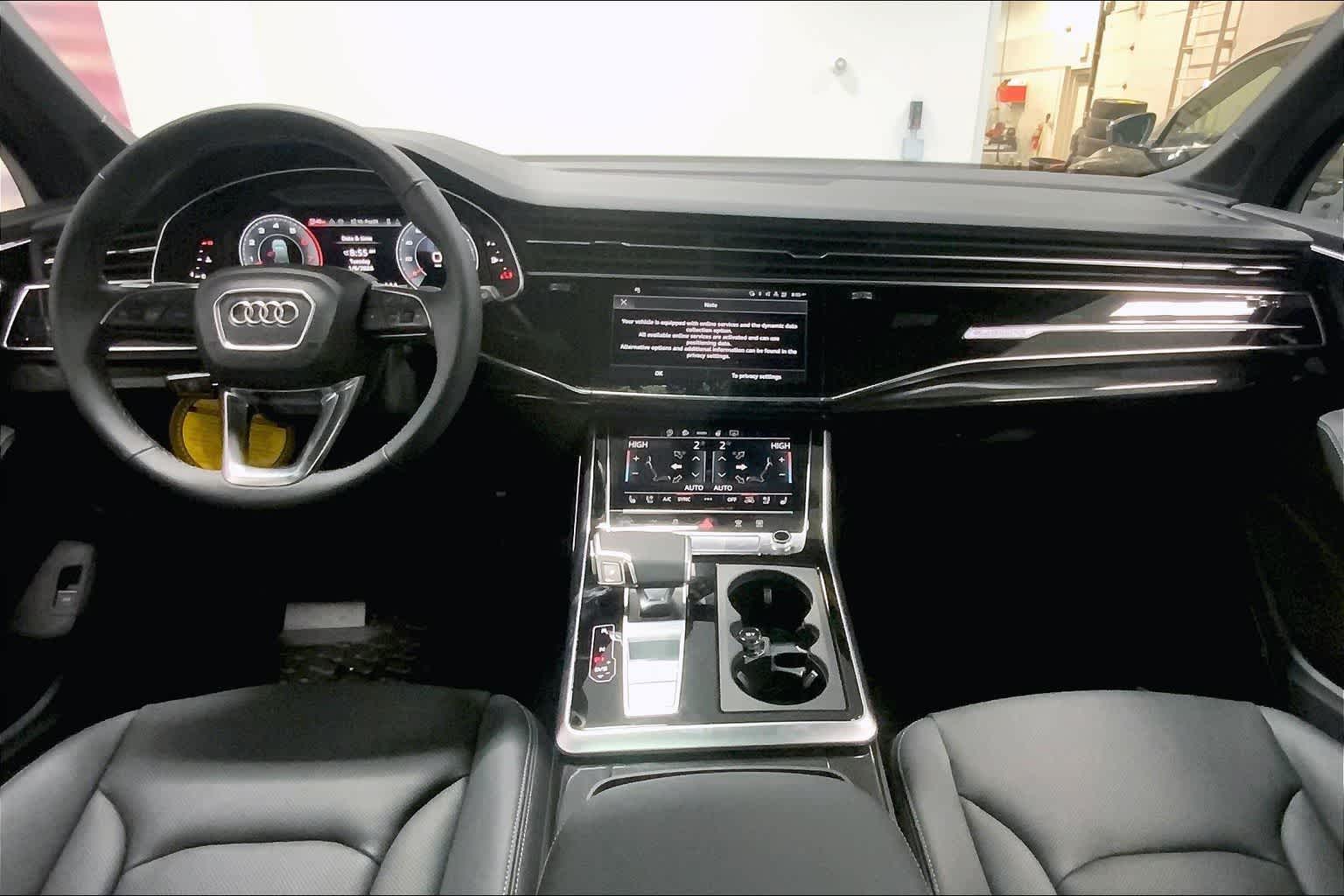 Thumbnail: 2026 Audi Q7 - 9