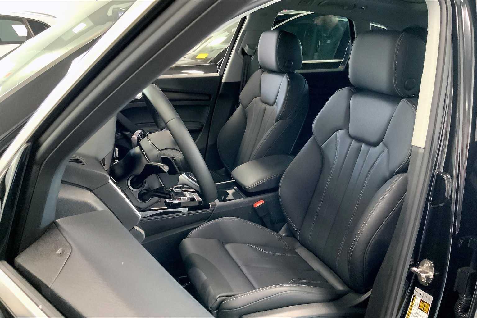 Thumbnail: 2024 Audi Q5 - 9