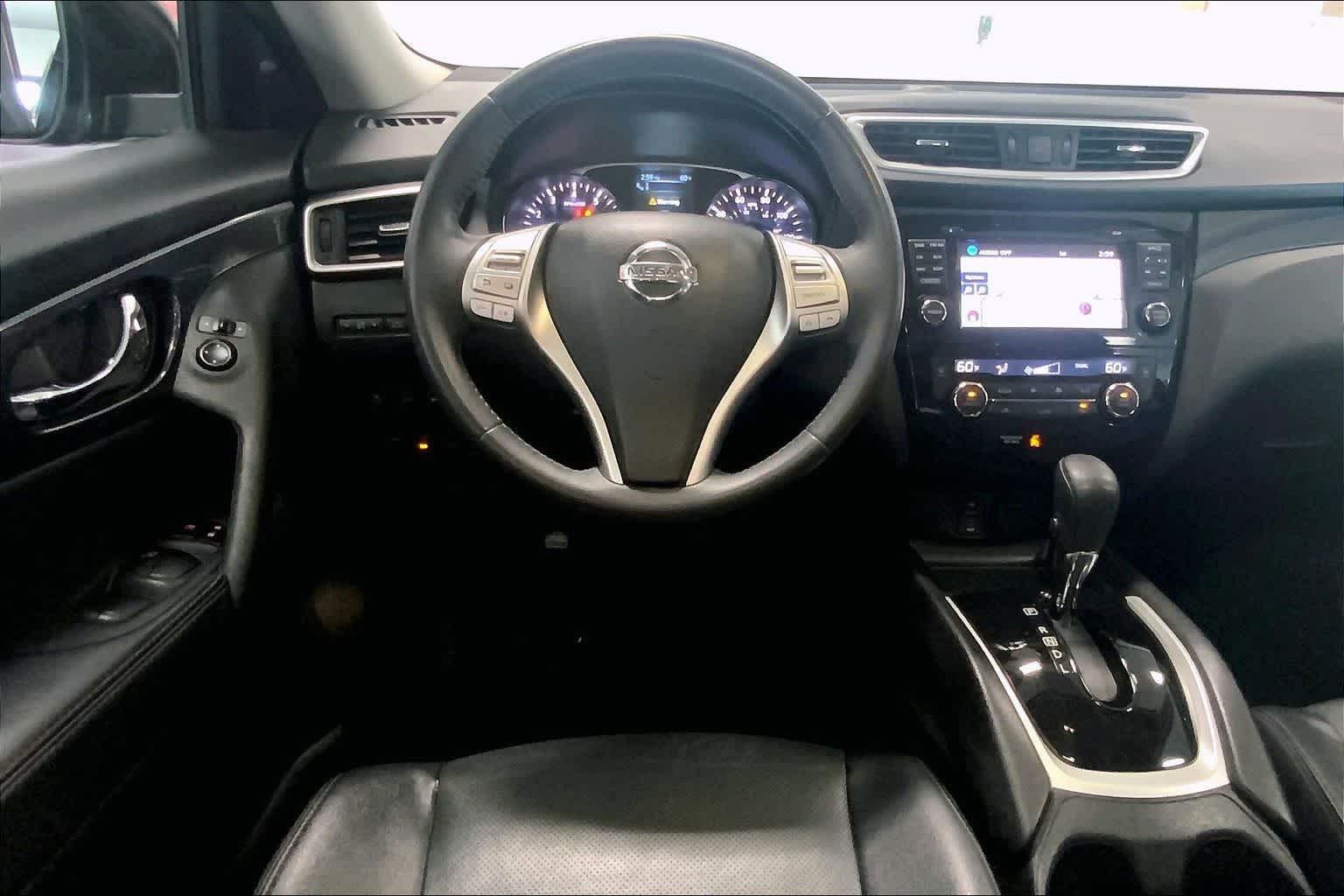 Thumbnail: 2016 Nissan Rogue - 13