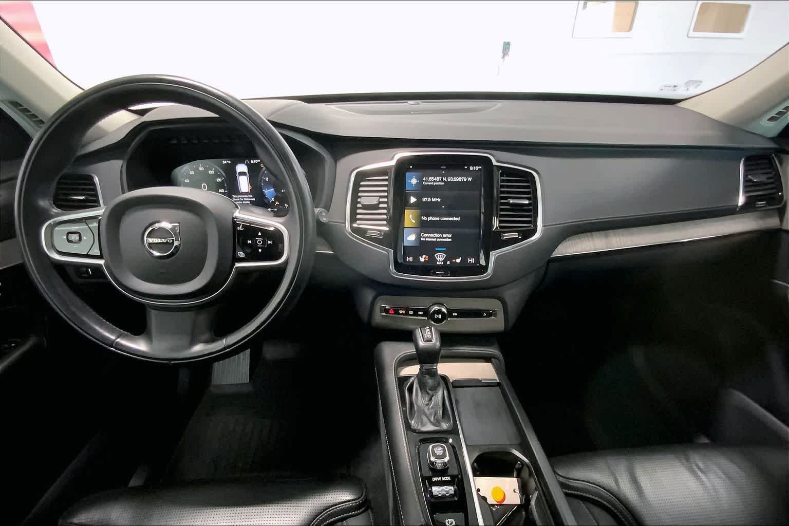 Thumbnail: 2021 Volvo XC90 - 10