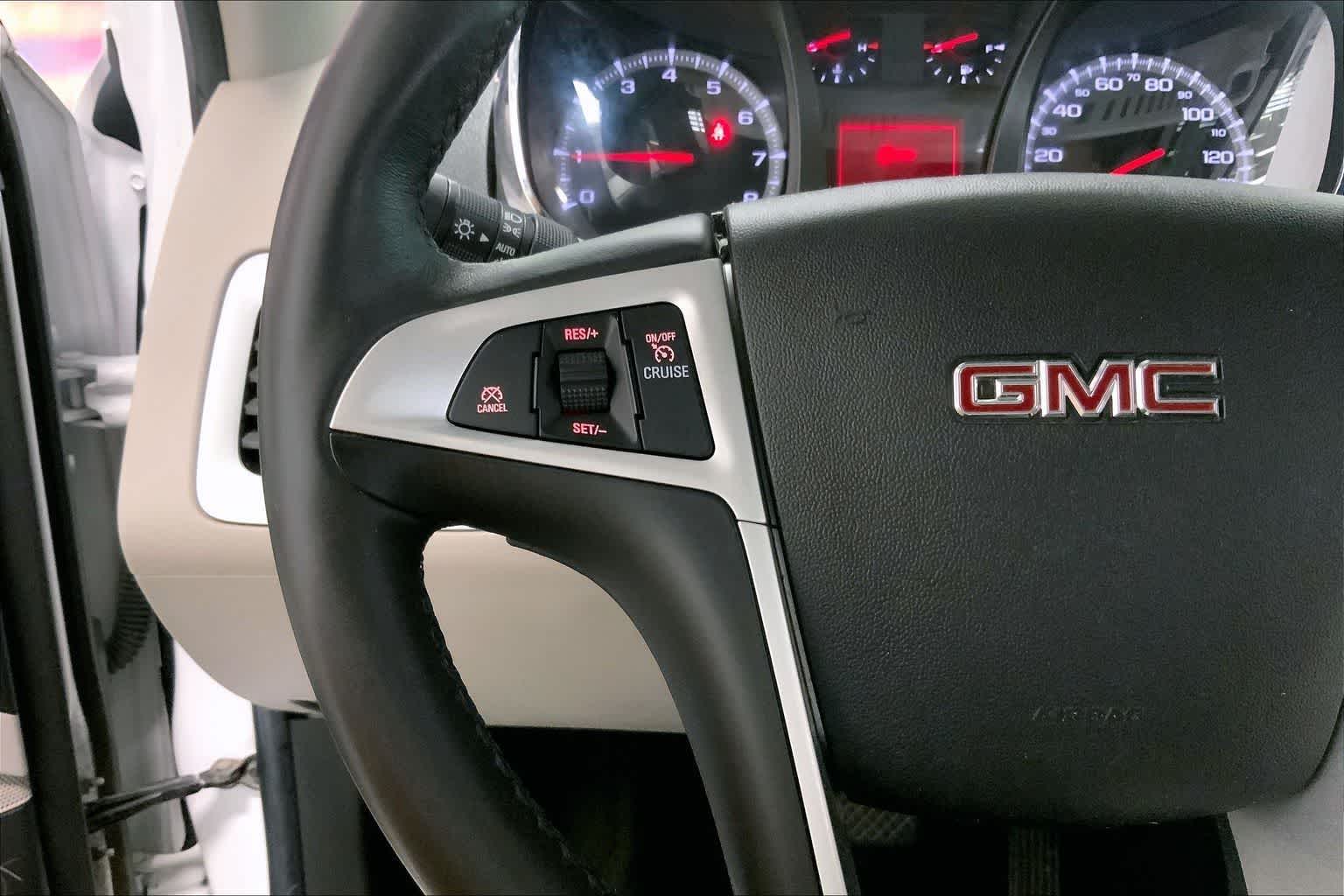 Thumbnail: 2015 GMC Terrain - 19
