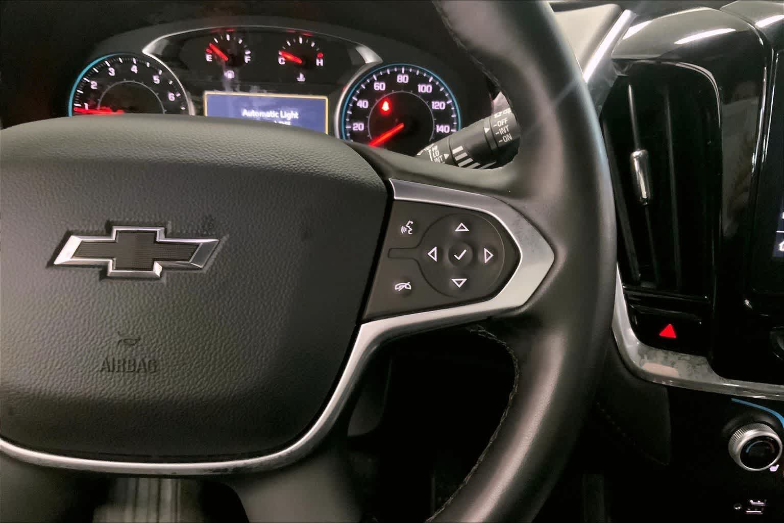 Thumbnail: 2023 Chevrolet Traverse - 23